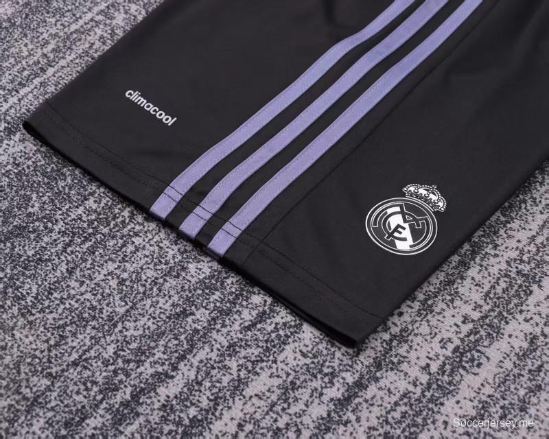 قميص ريال مدريد الثالث لموسم 2016/2017 للأطفال (طراز ريترو)