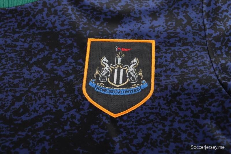 قميص نيوكاسل يونايتد للعب خارج أرضه لموسم 97/98