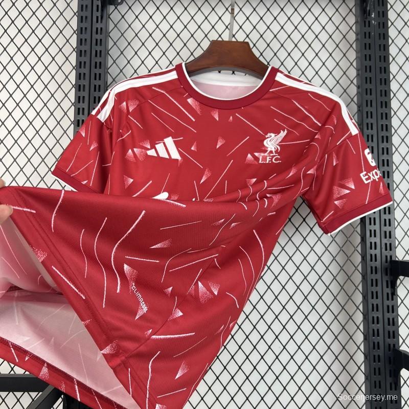 قميص ليفربول للعب على أرضه لموسم 2026/27