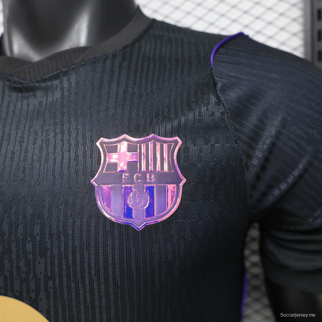 قميص اللاعب الإصدار 26/27 نادي برشلونة × كوبي باللونين الأسود والأرجواني  إصدار خاص