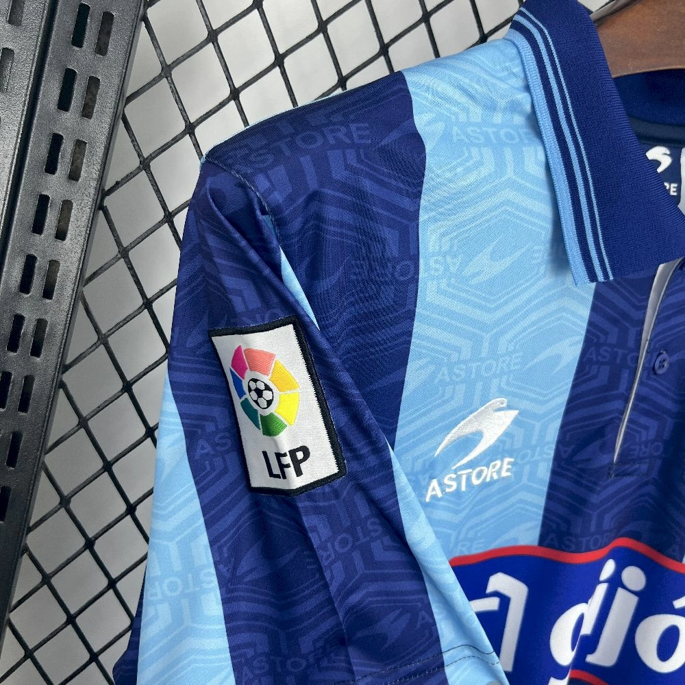 القميص الثالث لسبورتينج دي خيخون 2002/2003 ريترو دي خيخون