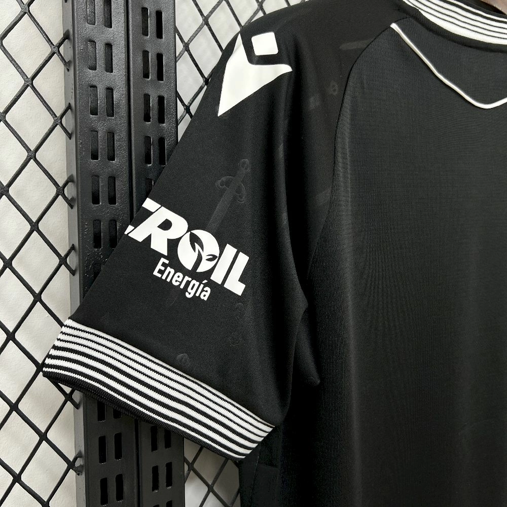 2025/26 قميص فريق بورغوس سي إف سي للرجال خارج الملعب