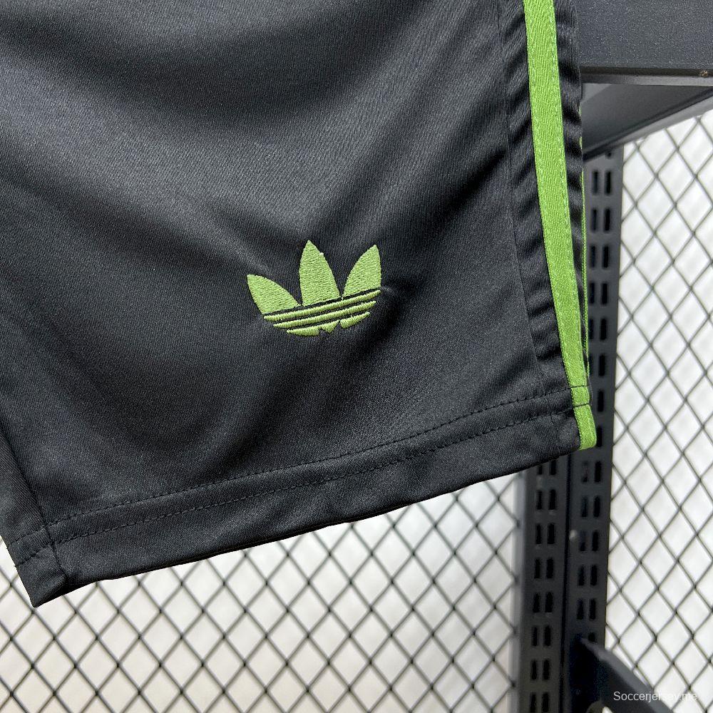 طقم مهرجان أكتوبر 2025/26 كيدز بايرن ميونيخ للأطفال