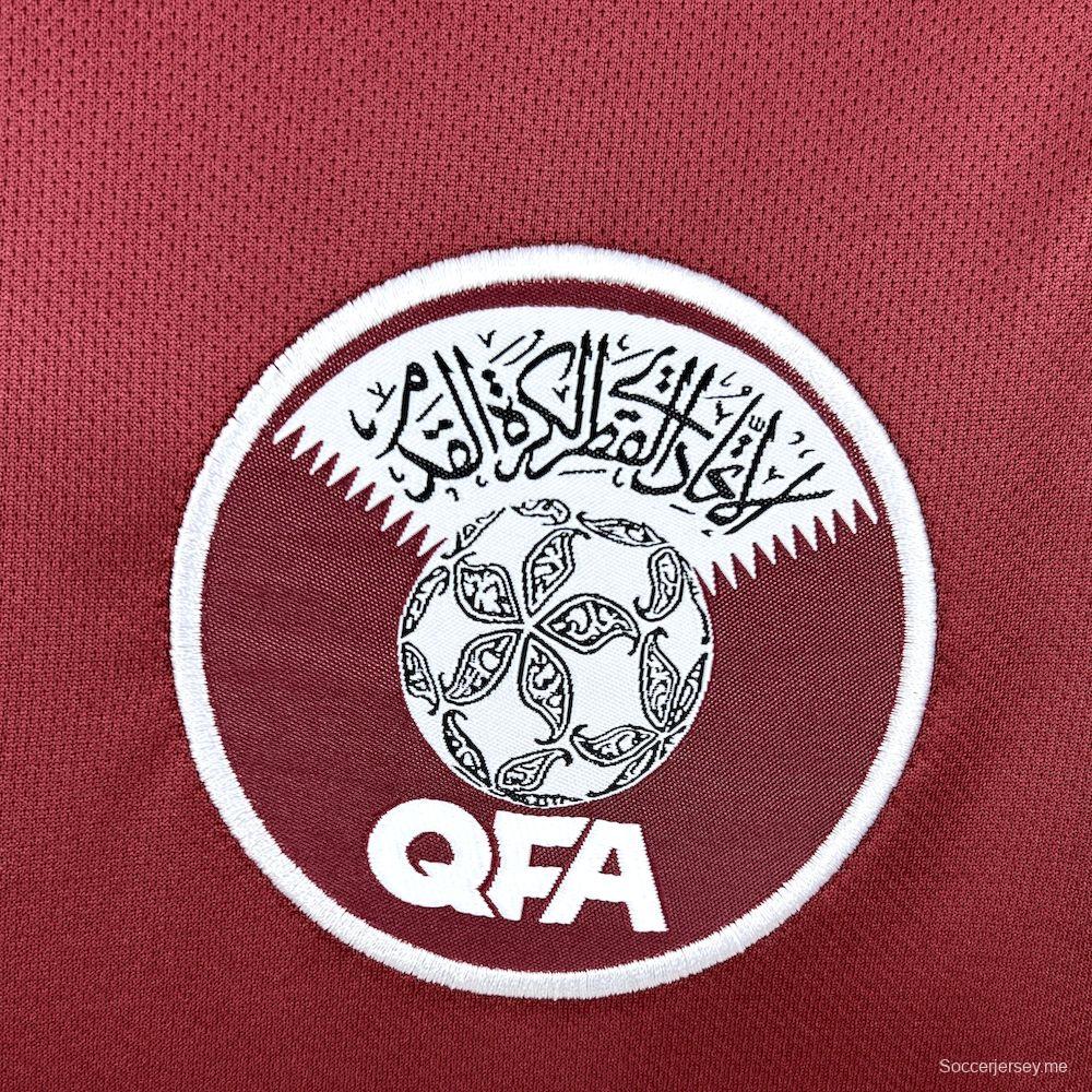 القميص الأساسي لكأس العالم 2026 للرجال قطر 2026 للرجال