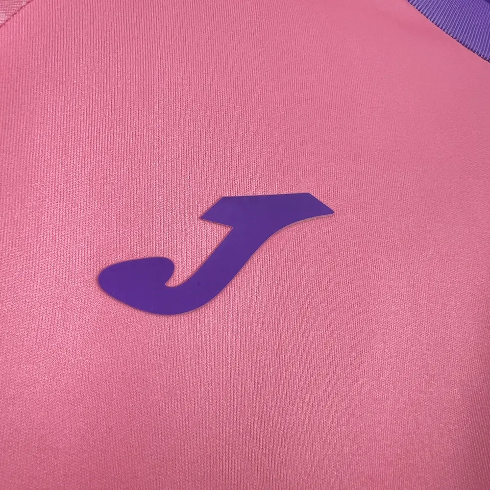 1899 هوفنهايم 2025/26 قميص أكتوبر الوردي للرجال 2099/ أكتوبر 2025/26