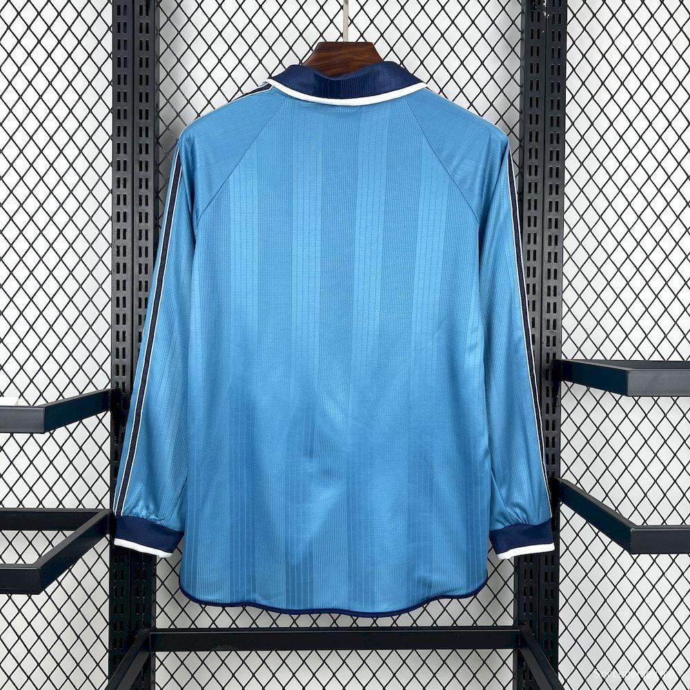 قميص ريال مدريد الثالث ذو الأكمام الطويلة من موسم 1999/2000