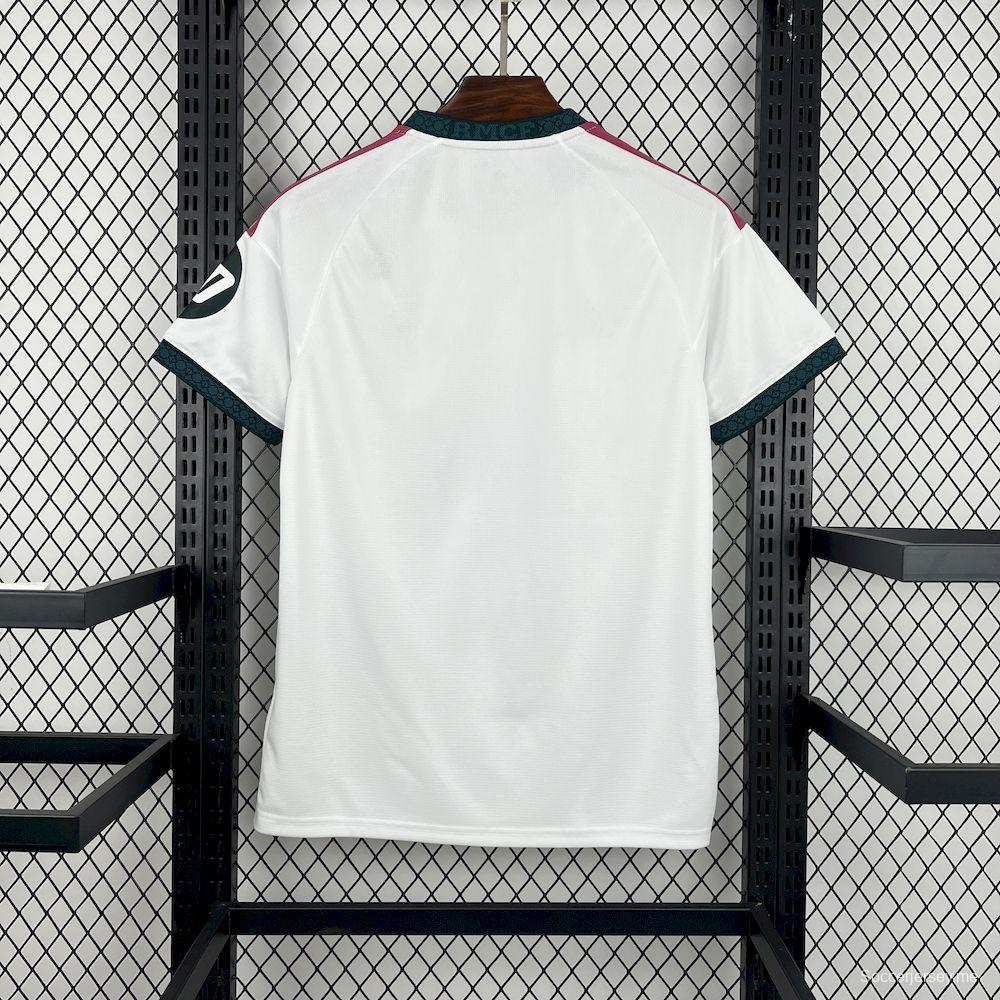 تسربت صور قميص ريال مدريد الرجالي للمباريات على أرضه لموسم 2026/27