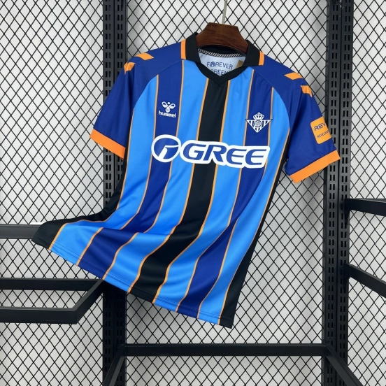 قميص حارس المرمى للرجال من نادي ريال بيتيس بالومبييه، طراز "فورإيفر جرين"، موسم 2025/26