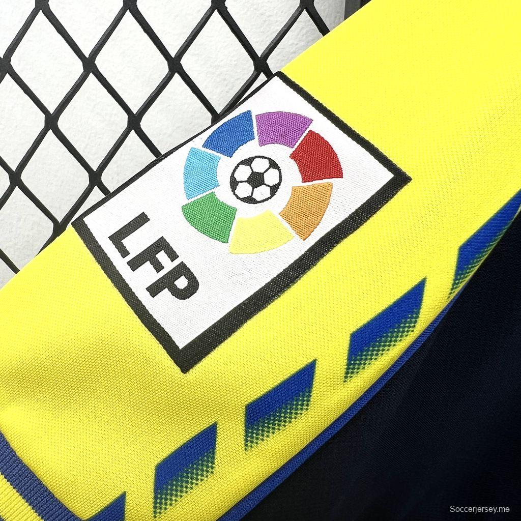 قميص كاديز الرجالي الطراز القديم لموسم 2025/26