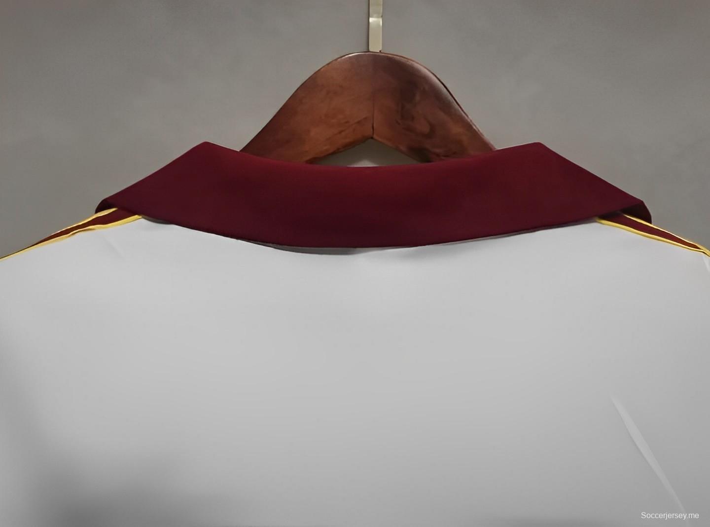 قميص أبيض ريترو 91/92 روما ذهاباً وإياباً
