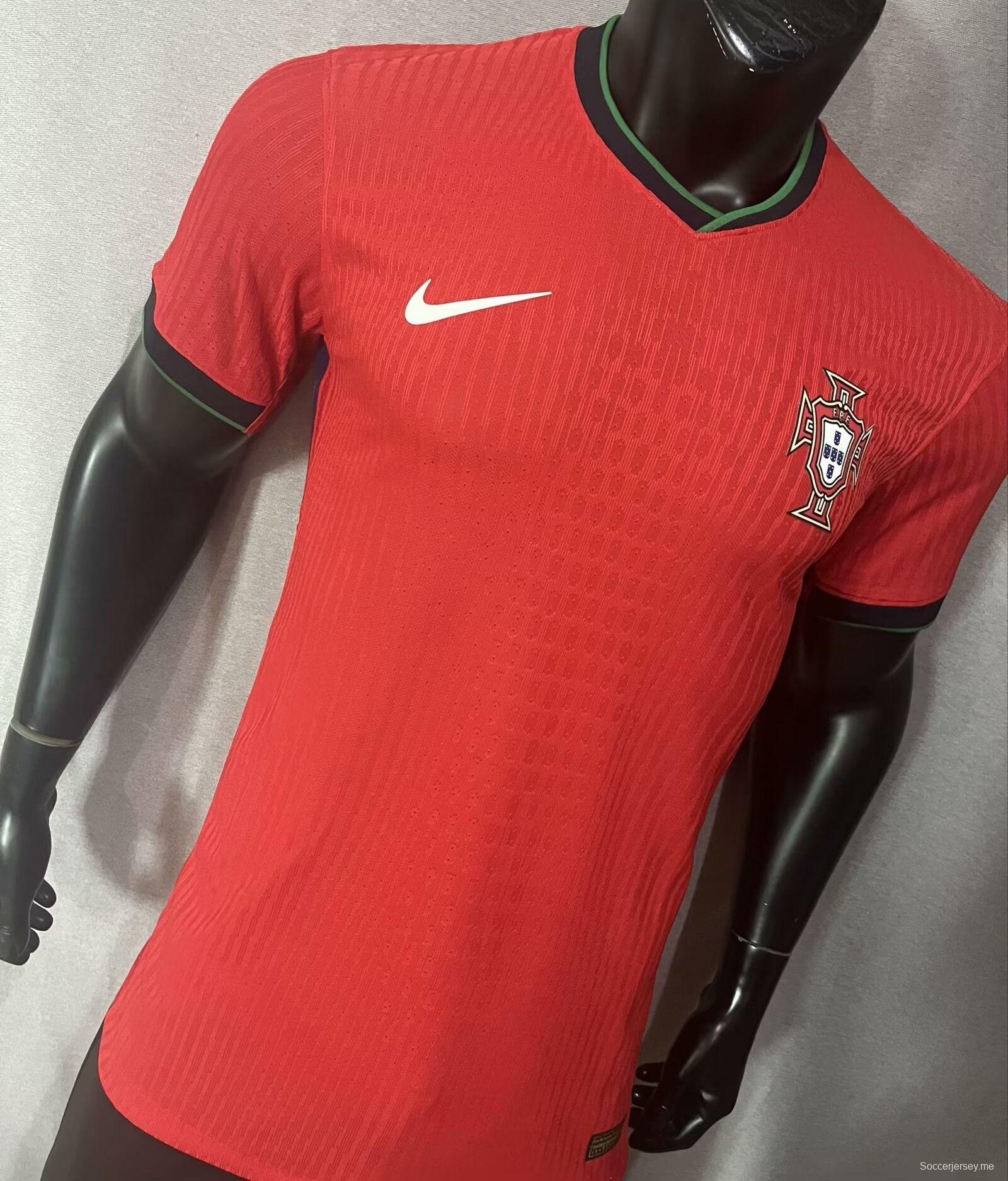 قميص منتخب البرتغال 2024 نسخة اللاعب 2024
