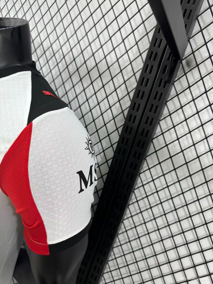 إصدار اللاعب 25/26 قميص خاص أبيض اللون أبيض 25/26 AC خاص