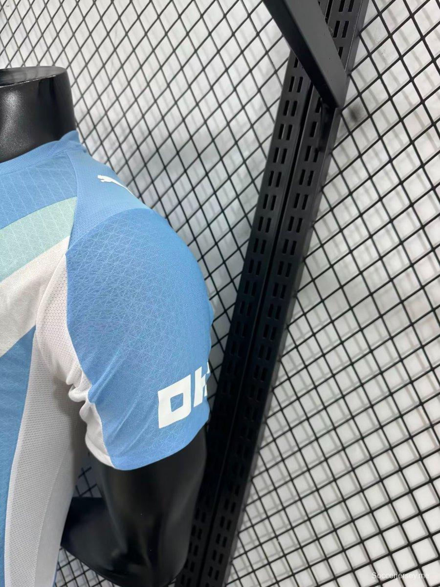 إصدار اللاعب 25/26 قميص فريق مانشستر سيتي الرئيسي