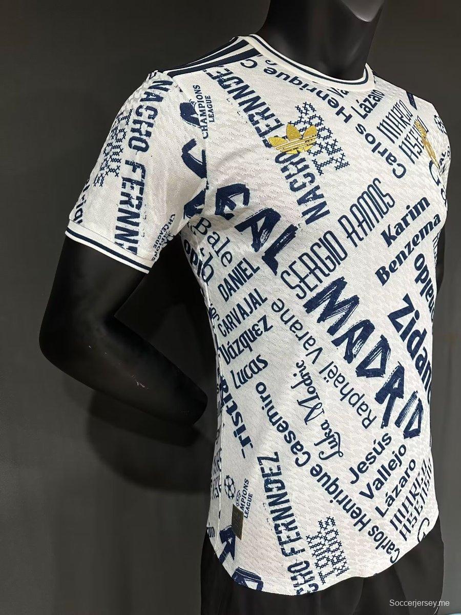 إصدار اللاعب 25/26 قميص ريال مدريد أبيض بنقشة أسماء اللاعبين الأسطوريين