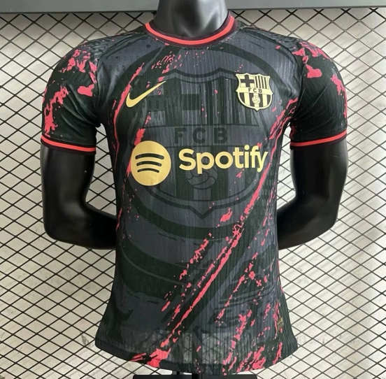نسخة اللاعب 25/26 من قميص نادي برشلونة لكرة القدم أسود بتصميم وردي اللون الوردي