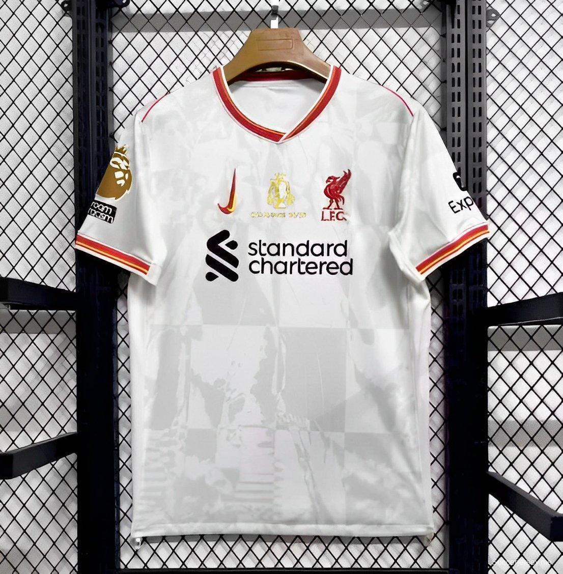 24/25 ليفربول القميص الأبيض الثالث لليفربول مع طباعة 20 بطلًا