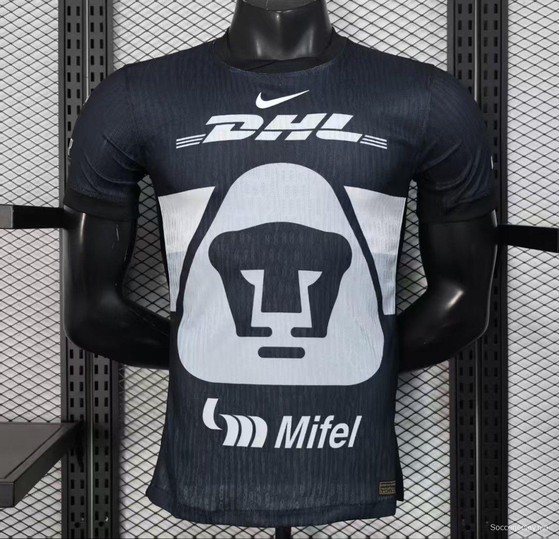 إصدار اللاعب 25/26 قميص بوماس UNAM الأسود 25/26