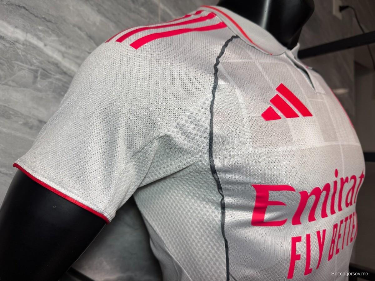 نسخة اللاعب 25/26 قميص أولمبيك ليون/ليون خارج الديار لأولمبيك ليون