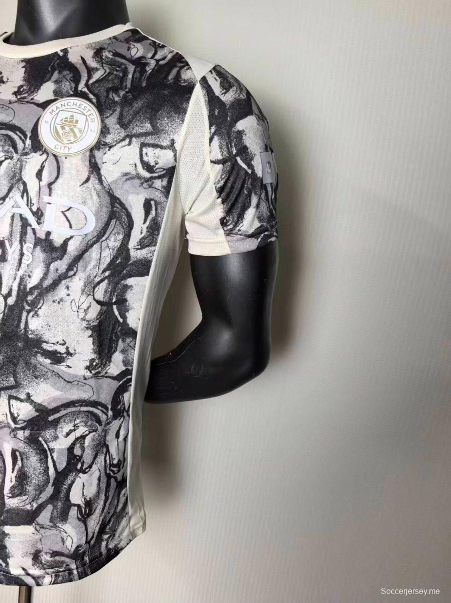 نسخة اللاعب 25/26 قميص خاص لمانشستر سيتي 2026 "عام الحصان" إصدار اللاعب 25/26