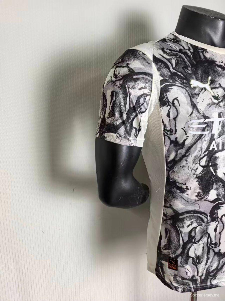 نسخة اللاعب 25/26 قميص خاص لمانشستر سيتي 2026 "عام الحصان" إصدار اللاعب 25/26