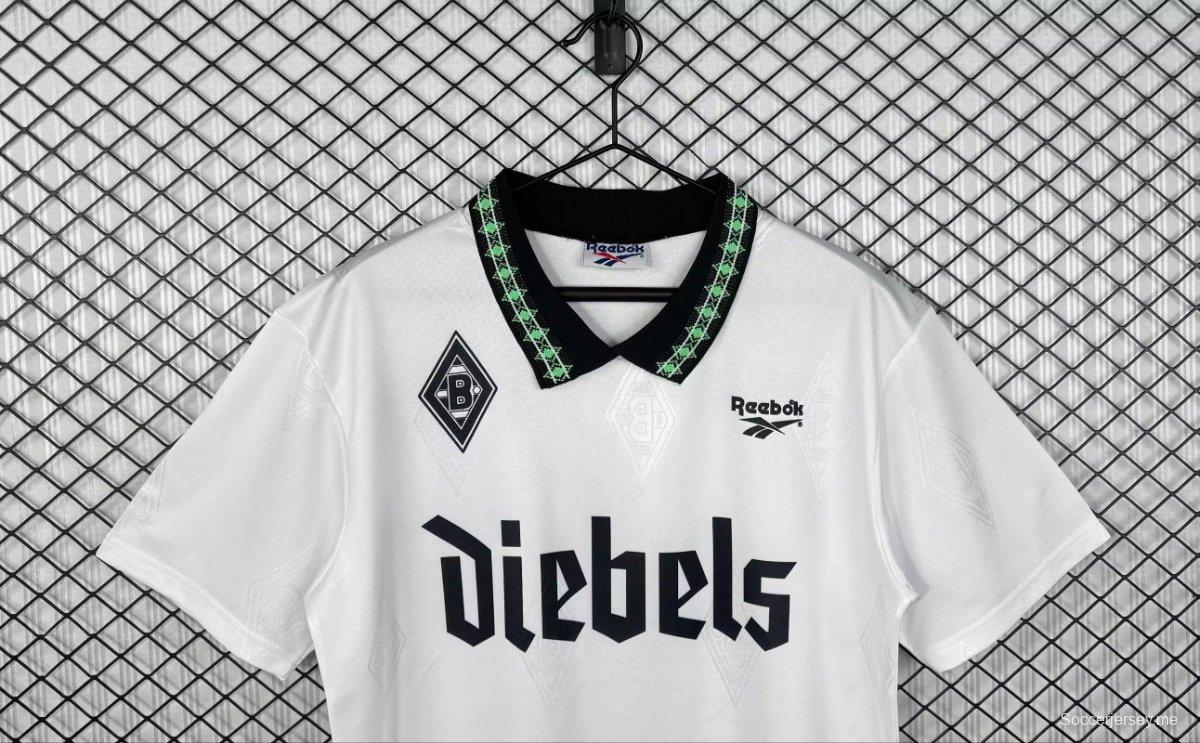 القميص الأساسي لبوروسيا مونشنجلادباخ 95/96 ريترو 95/96