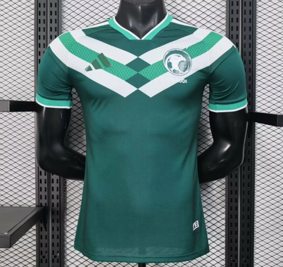 إصدار اللاعب 2026 قميص المملكة العربية السعودية الأخضر قبل المباراة 2026