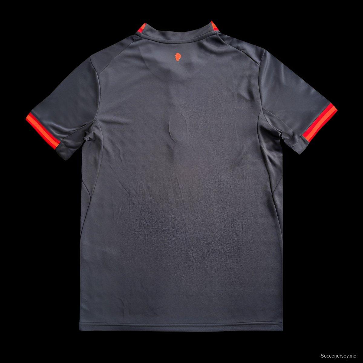 القميص الأسود الثالث لميلان لموسم 2026/2027