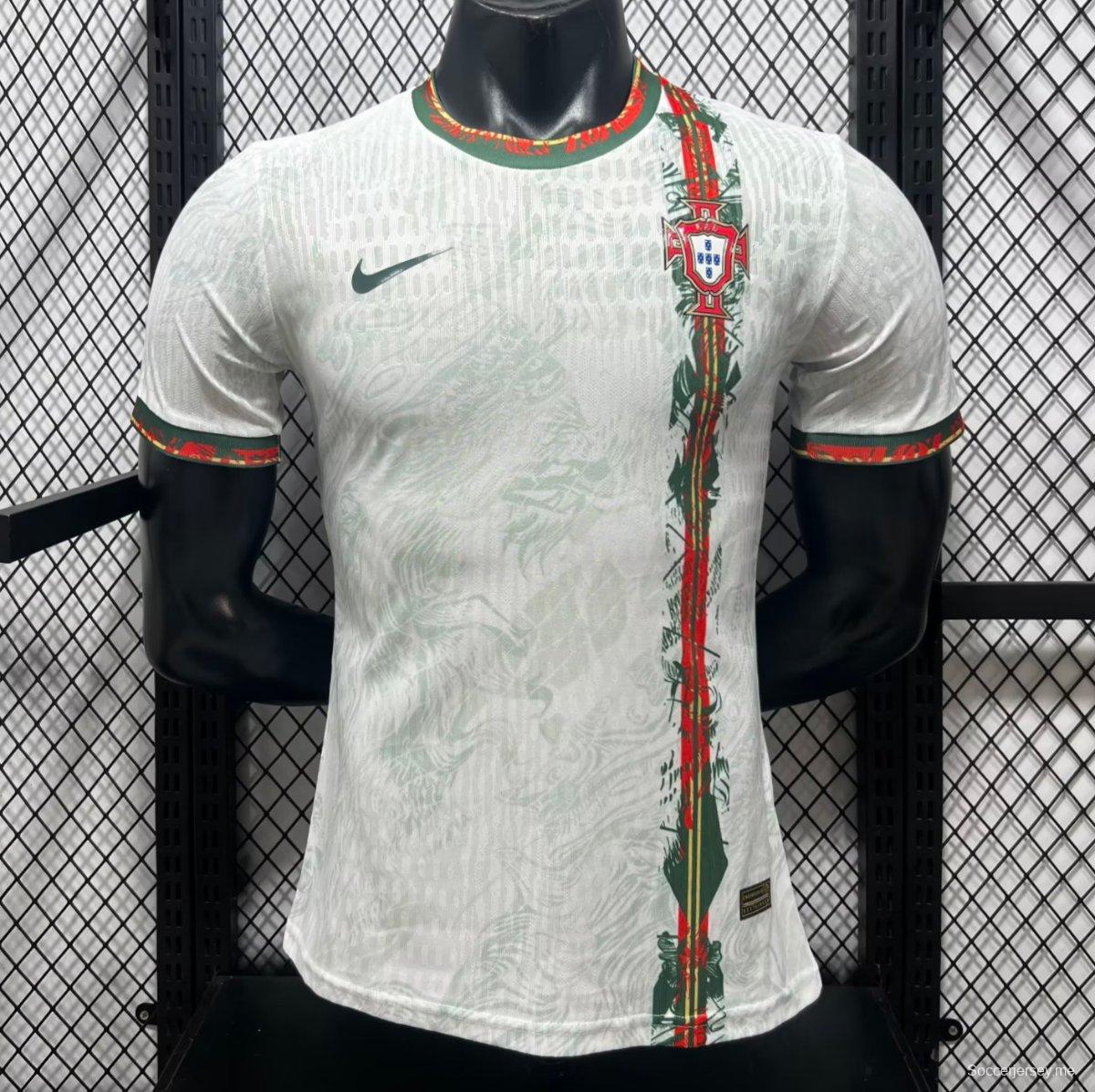 قميص اللاعب النموذجي الأبيض للمنتخب البرتغالي، الإصدار 2026