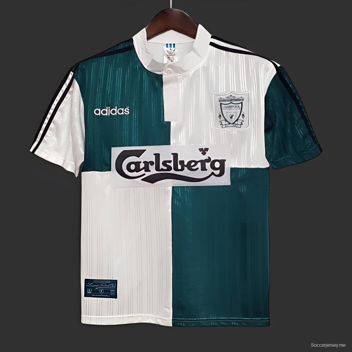 قميص ليفربول للعب خارج أرضه من موسم 1995/1996