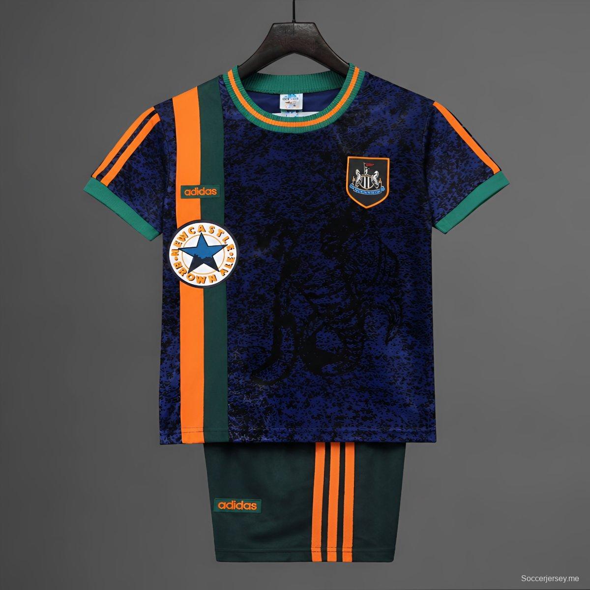قميص نيوكاسل يونايتد للعب خارج أرضه لموسم 97/98