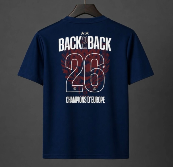 قميص باريس سان جيرمان للعب على أرضه لموسم 2025/2026 بنجمة ثنائية مع طباعة "Back 2 Back" على الظهر